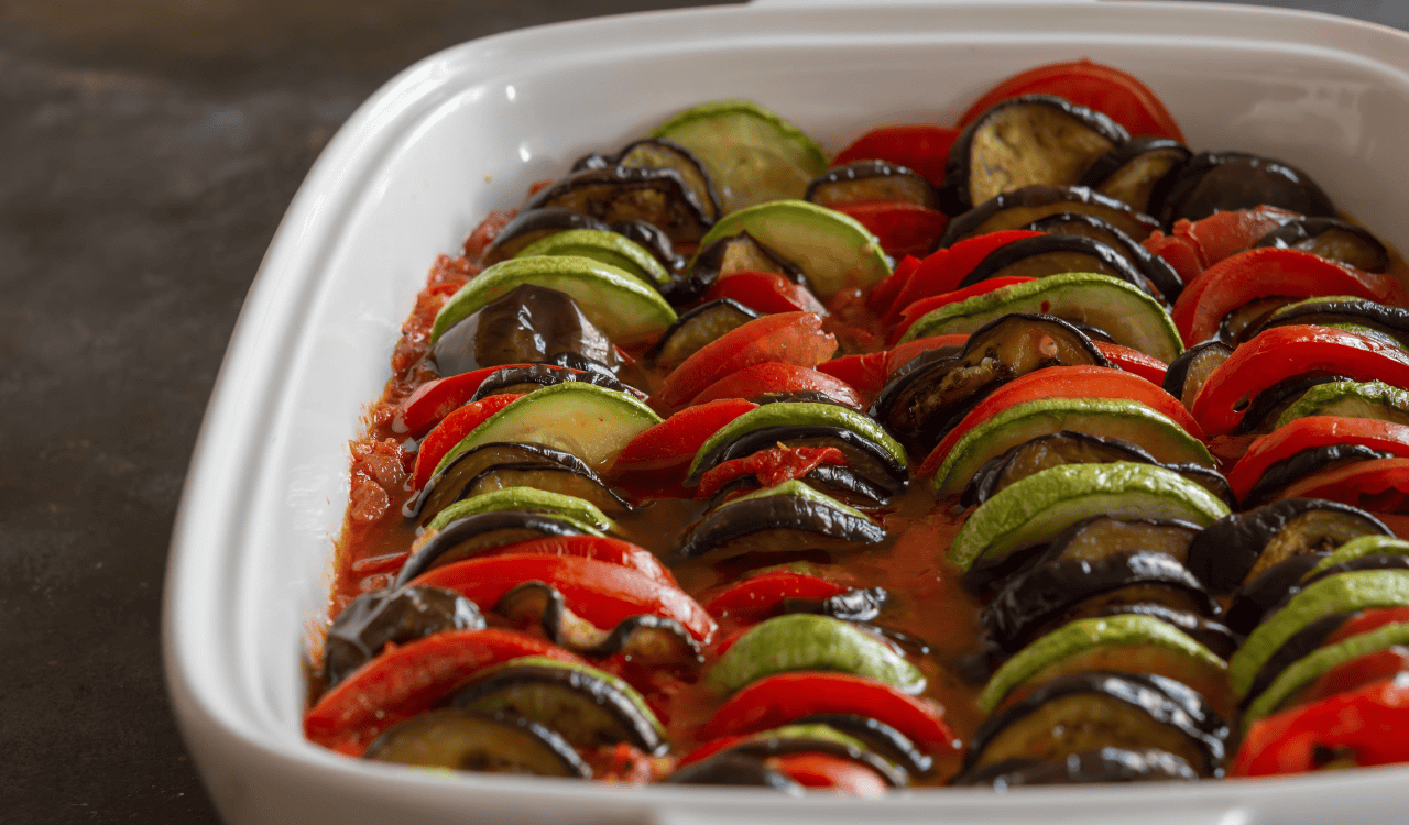 Interactive "Character Dinners"