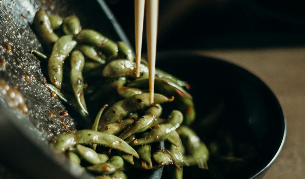 Steamed Edamame with Sea Salt