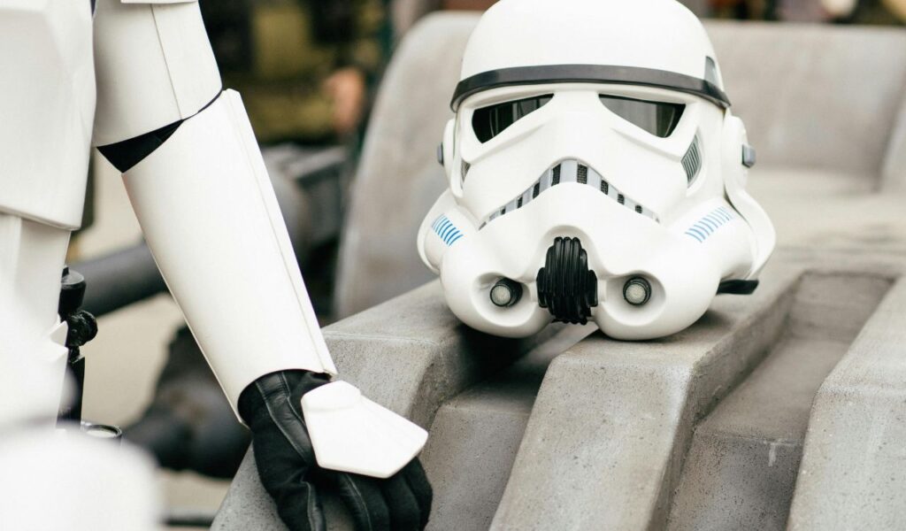 Sci Fi and Fantasy Reveal Big Picture Thinking